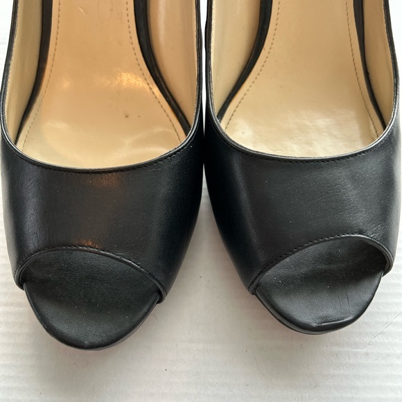 Black Peep Toe Dress Heels - Leather, hidden platform, size 8.5 - Picture 7 of 10
